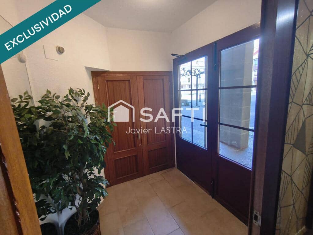 Apartamento de 2 habitaciones en Riaño en venta - 150.000 € (Ref: 9644633)