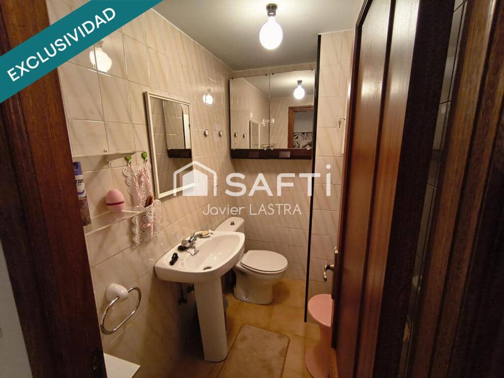 Apartamento de 2 habitaciones en Riaño en venta - 150.000 € (Ref: 9644633)