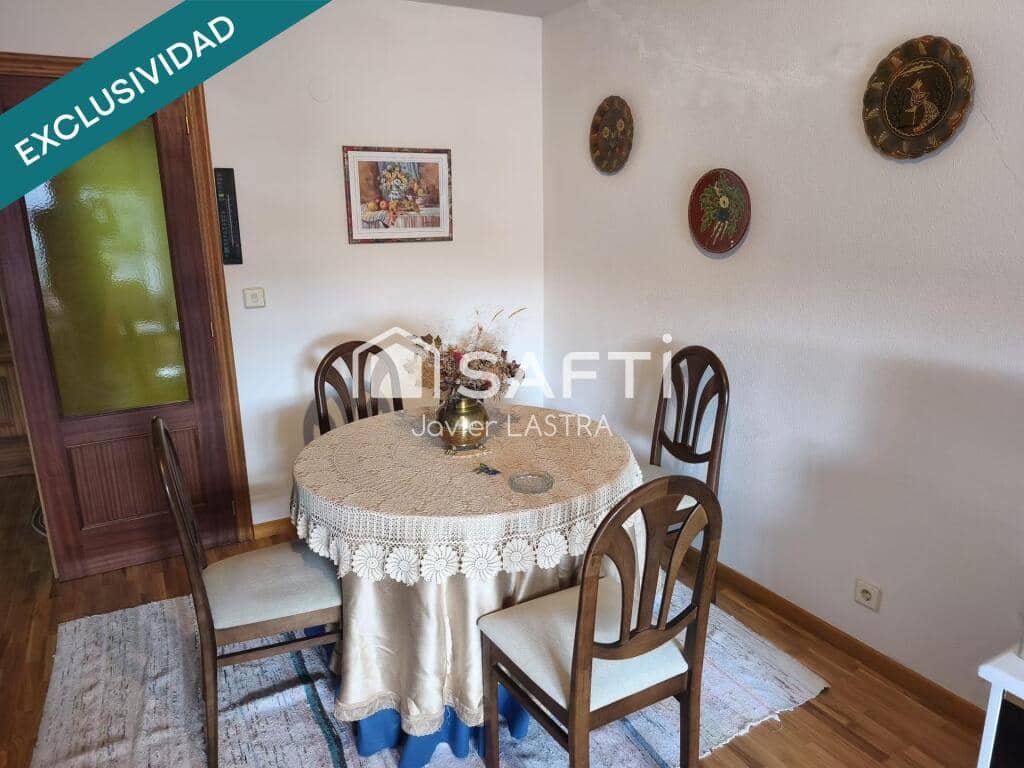 Apartamento de 2 habitaciones en Riaño en venta - 150.000 € (Ref: 9644633)