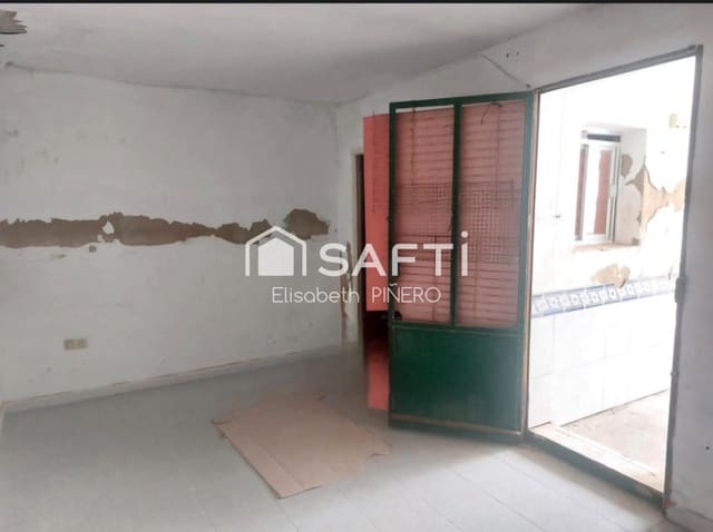 2 bedroom Terraced Villa for sale in Montijo - € 31,000 (Ref: 9647979)