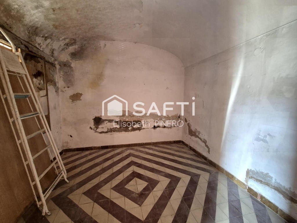 2 bedroom Terraced Villa for sale in Montijo - € 31,000 (Ref: 9647979)