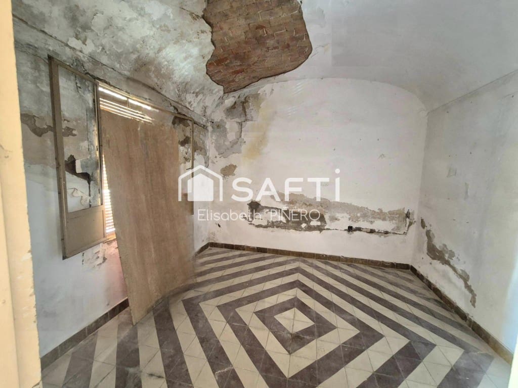 2 bedroom Terraced Villa for sale in Montijo - € 31,000 (Ref: 9647979)