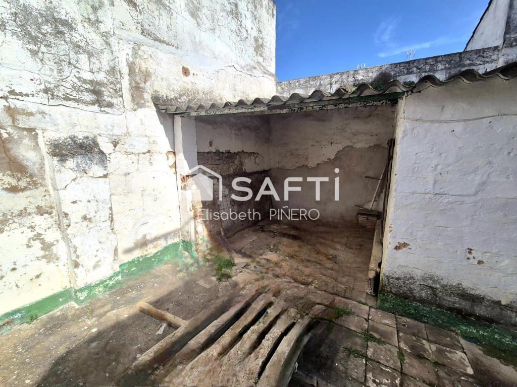 2 bedroom Terraced Villa for sale in Montijo - € 31,000 (Ref: 9647979)