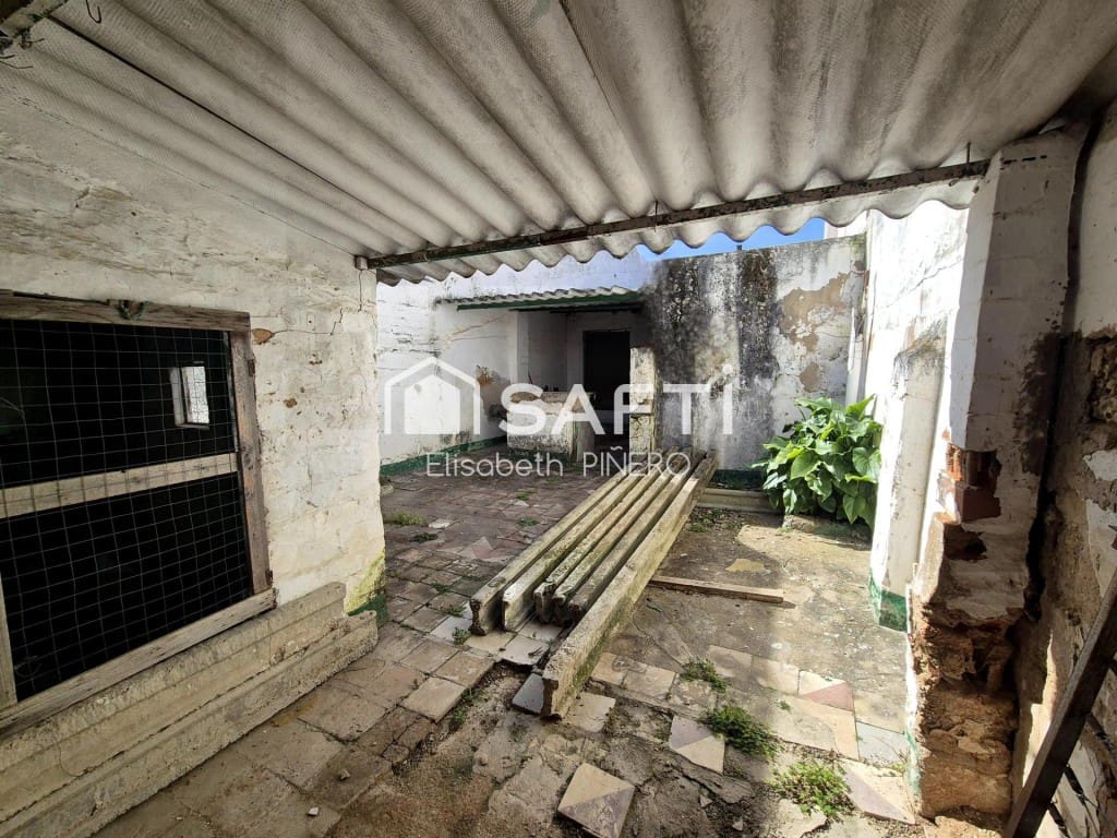 2 bedroom Terraced Villa for sale in Montijo - € 31,000 (Ref: 9647979)