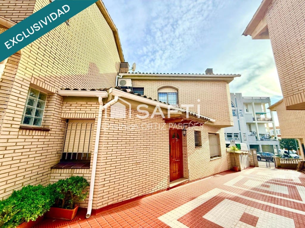 4 quarto Moradia para venda em Blanes com garagem - 325 000 € (Ref: 9647981)