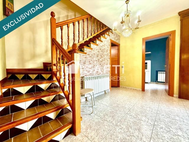 4 quarto Moradia para venda em Blanes com garagem - 325 000 € (Ref: 9647981)