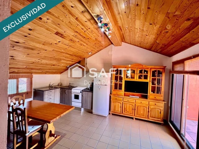 Chalet de 5 habitaciones en Llagostera en venta - 290.000 € (Ref: 9647984)