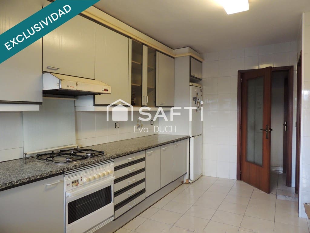 4 makuuhuone Huoneisto myytävänä paikassa Tordera - 190 000 € (Ref: 9647985)