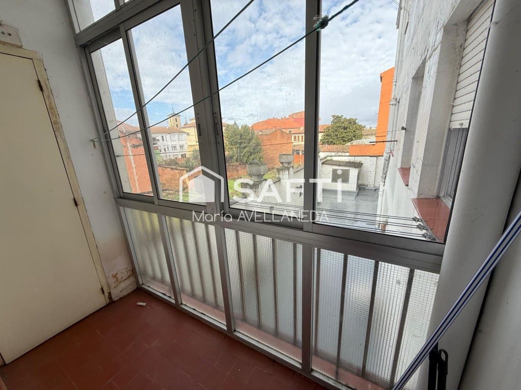 4 sypialnia Apartament na sprzedaż w Valencia de Don Juan - 85 000 € (Ref: 9647986)