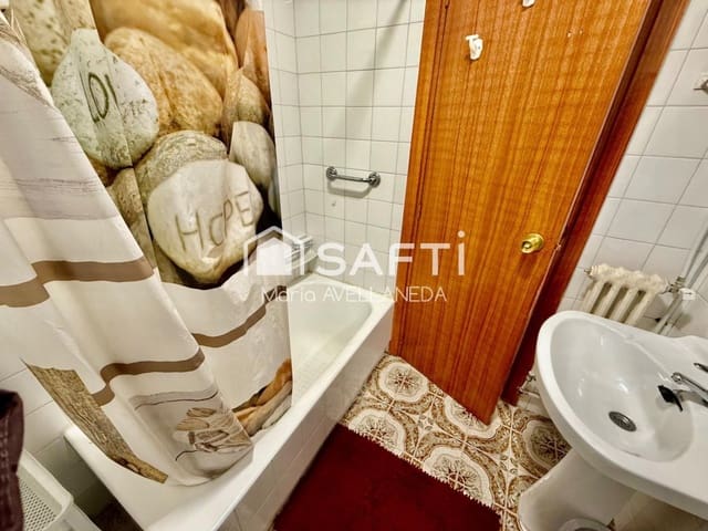 4 sypialnia Apartament na sprzedaż w Valencia de Don Juan - 85 000 € (Ref: 9647986)