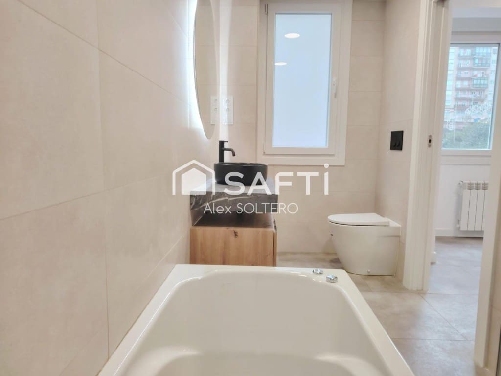 3 slaapkamer Appartement te koop in Vigo - € 389.000 (Ref: 9647988)