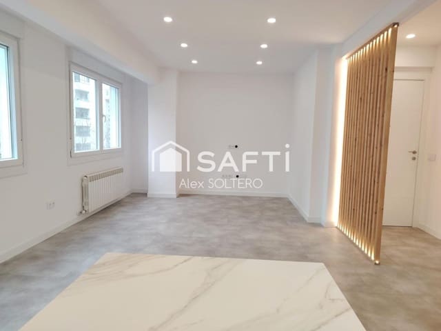 3 slaapkamer Appartement te koop in Vigo - € 389.000 (Ref: 9647988)