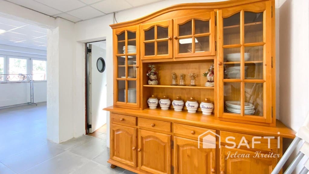 9 soveværelse Villa til salg i Godelleta - € 800.000 (Ref: 9647989)