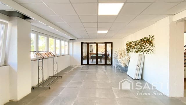 9 soveværelse Villa til salg i Godelleta - € 800.000 (Ref: 9647989)