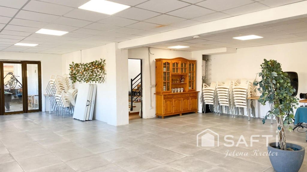 9 soveværelse Villa til salg i Godelleta - € 800.000 (Ref: 9647989)