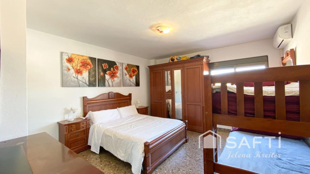 9 soveværelse Villa til salg i Godelleta - € 800.000 (Ref: 9647989)