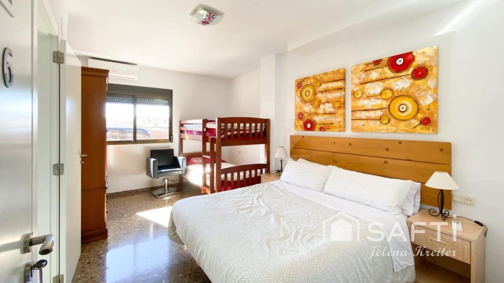 9 soveværelse Villa til salg i Godelleta - € 800.000 (Ref: 9647989)