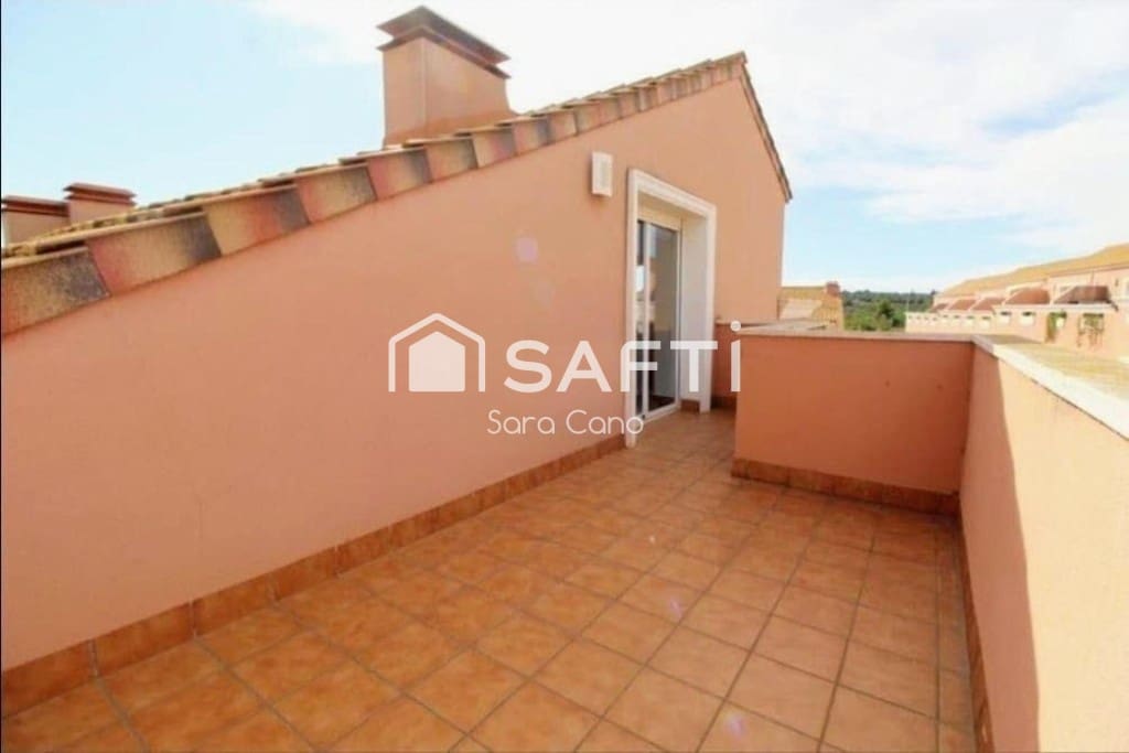 Adosado de 5 habitaciones en El Vendrell en venta con piscina garaje - 455.000 € (Ref: 9647992)