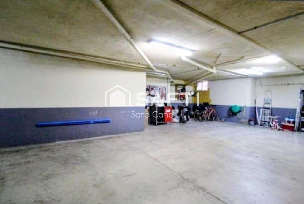 Adosado de 5 habitaciones en El Vendrell en venta con piscina garaje - 455.000 € (Ref: 9647992)