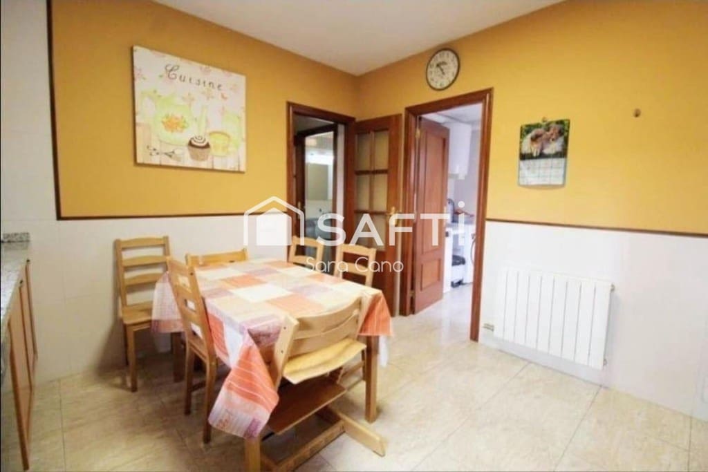 Adosado de 5 habitaciones en El Vendrell en venta con piscina garaje - 455.000 € (Ref: 9647992)