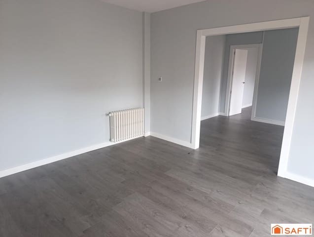 4 soveværelse Lejlighed til salg i Valdepeñas - € 169.000 (Ref: 9651808)