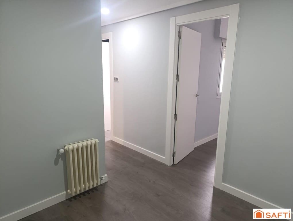 4 soveværelse Lejlighed til salg i Valdepenas - € 169.000 (Ref: 9651808)