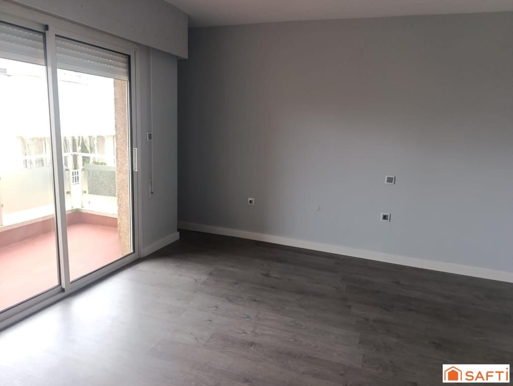 4 soveværelse Lejlighed til salg i Valdepenas - € 169.000 (Ref: 9651808)