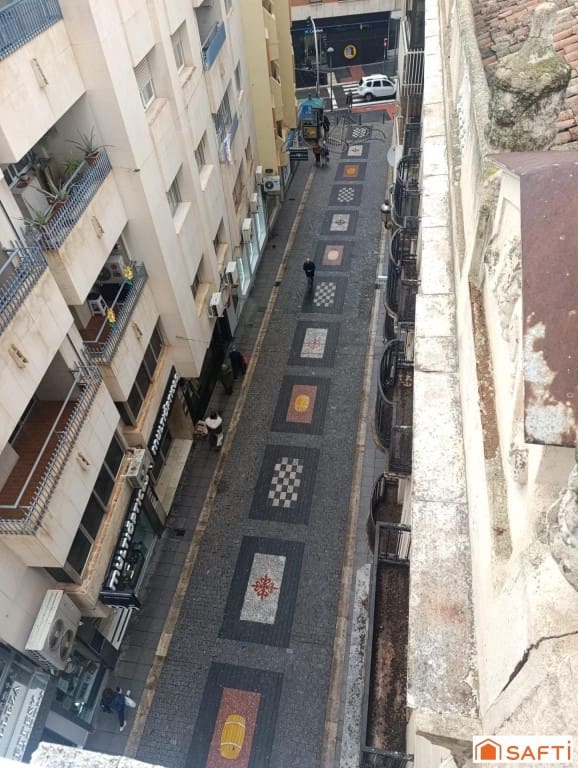 4 soveværelse Lejlighed til salg i Valdepenas - € 169.000 (Ref: 9651808)