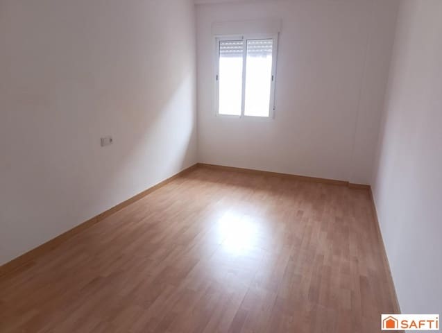 3 soveværelse Lejlighed til salg i Valdepeñas - € 103.000 (Ref: 9651809)