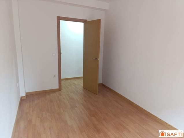 3 soveværelse Lejlighed til salg i Valdepeñas - € 103.000 (Ref: 9651809)