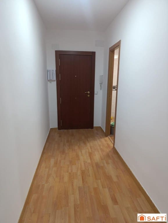 3 soveværelse Lejlighed til salg i Valdepenas - € 103.000 (Ref: 9651809)