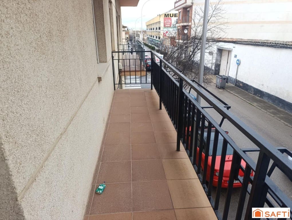 3 soveværelse Lejlighed til salg i Valdepenas - € 103.000 (Ref: 9651809)