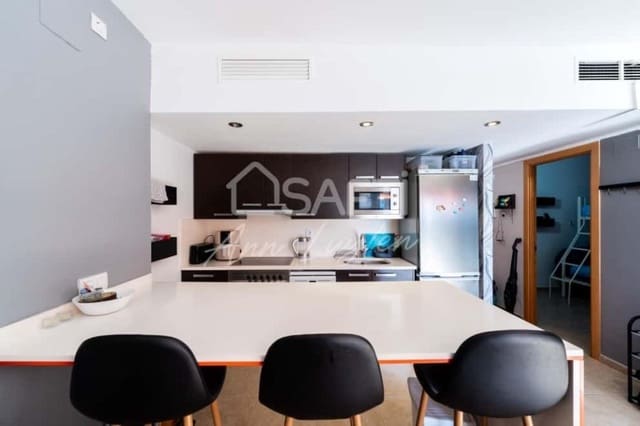 2 slaapkamer Appartement te koop in Santa Margarida, Roses met zwembad - € 235.000 (Ref: 9651810)