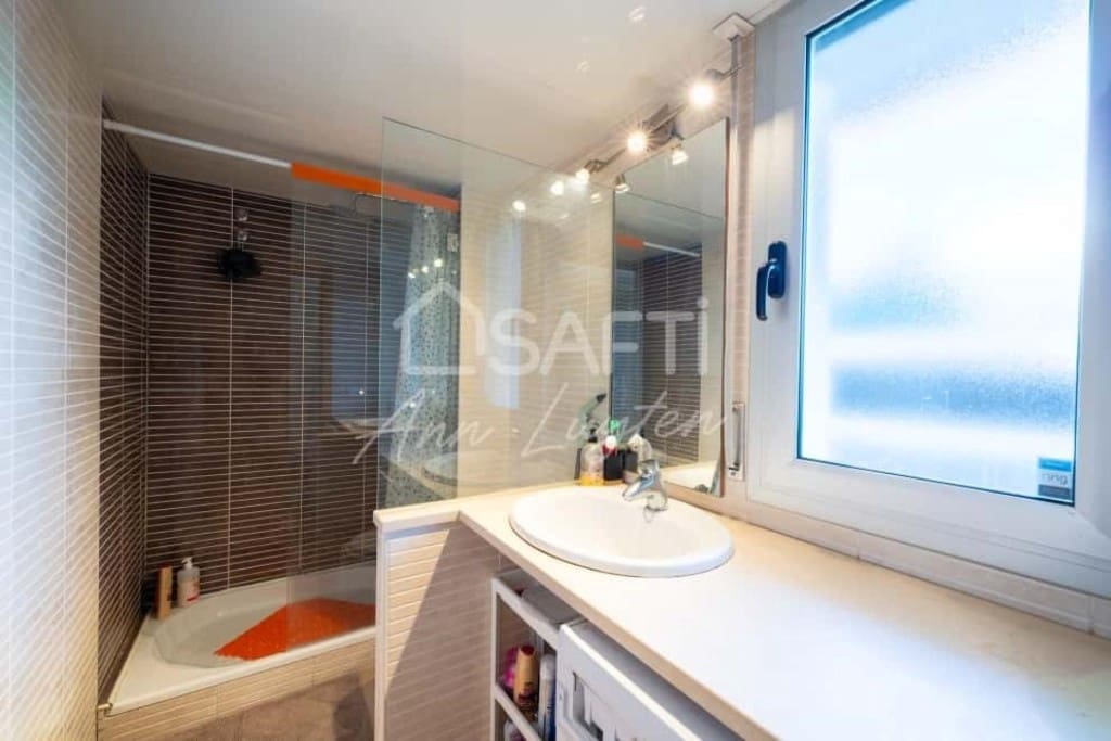 2 slaapkamer Appartement te koop in Roses met zwembad - € 235.000 (Ref: 9651810)