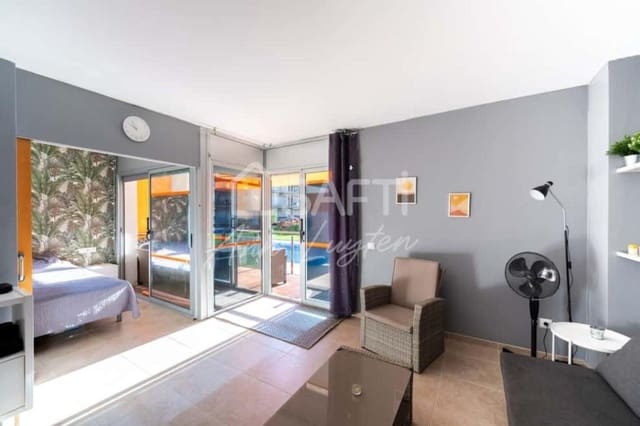 2 slaapkamer Appartement te koop in Santa Margarida, Roses met zwembad - € 235.000 (Ref: 9651810)