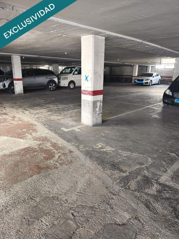 Garage te koop in Huesca stad - € 13.000 (Ref: 9651812)