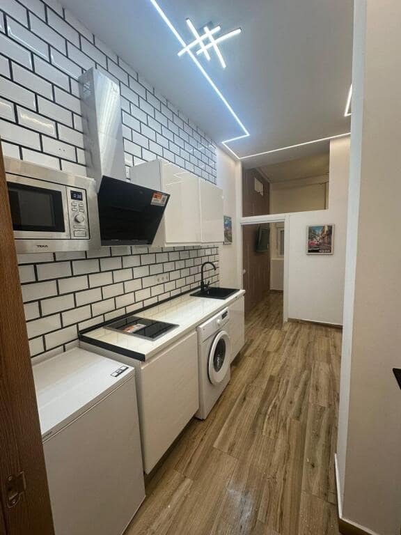 10 soverom Leilighet til salgs i Madrid by - € 1 800 000 (Ref: 9651814)
