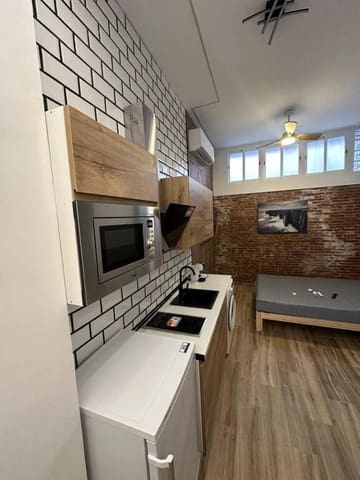 10 sovrum Lägenhet till salu i Valdeacederas, Madrid stad - 1 800 000 € (Ref: 9651814)