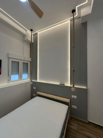 10 sovrum Lägenhet till salu i Valdeacederas, Madrid stad - 1 800 000 € (Ref: 9651814)