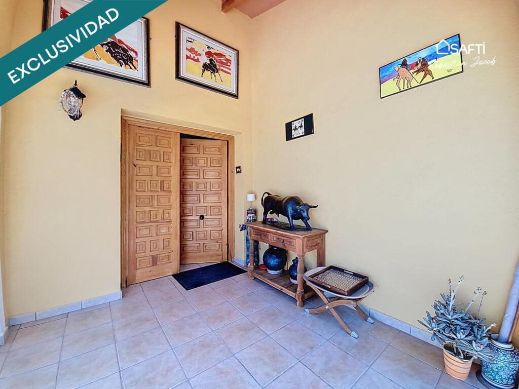 2 bedroom Villa for sale in Ador with pool garage - € 305,000 (Ref: 9651817)