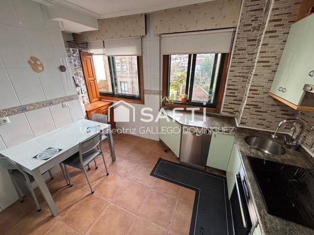 3 quarto Apartamento para venda em Vigo com garagem - 295 000 € (Ref: 9655891)
