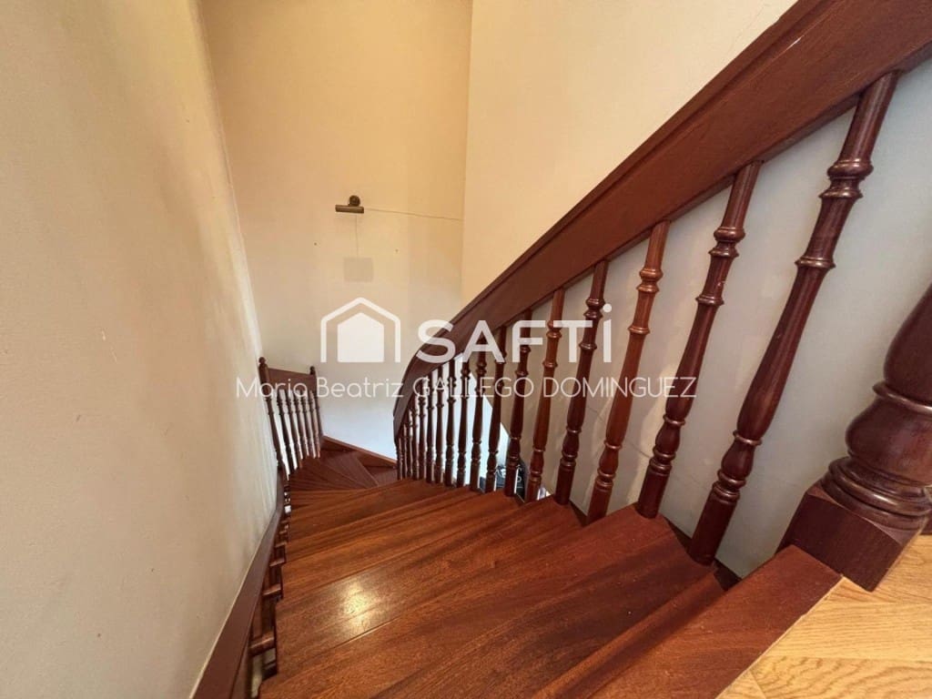 3 quarto Apartamento para venda em Vigo com garagem - 295 000 € (Ref: 9655891)