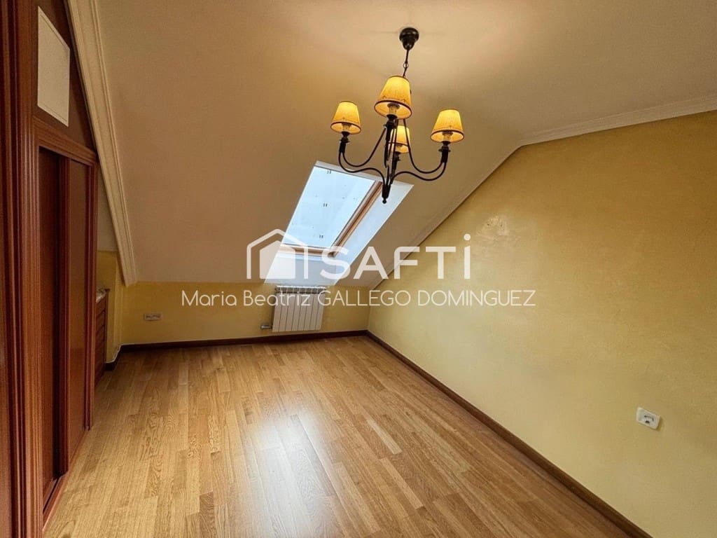 3 quarto Apartamento para venda em Vigo com garagem - 295 000 € (Ref: 9655891)