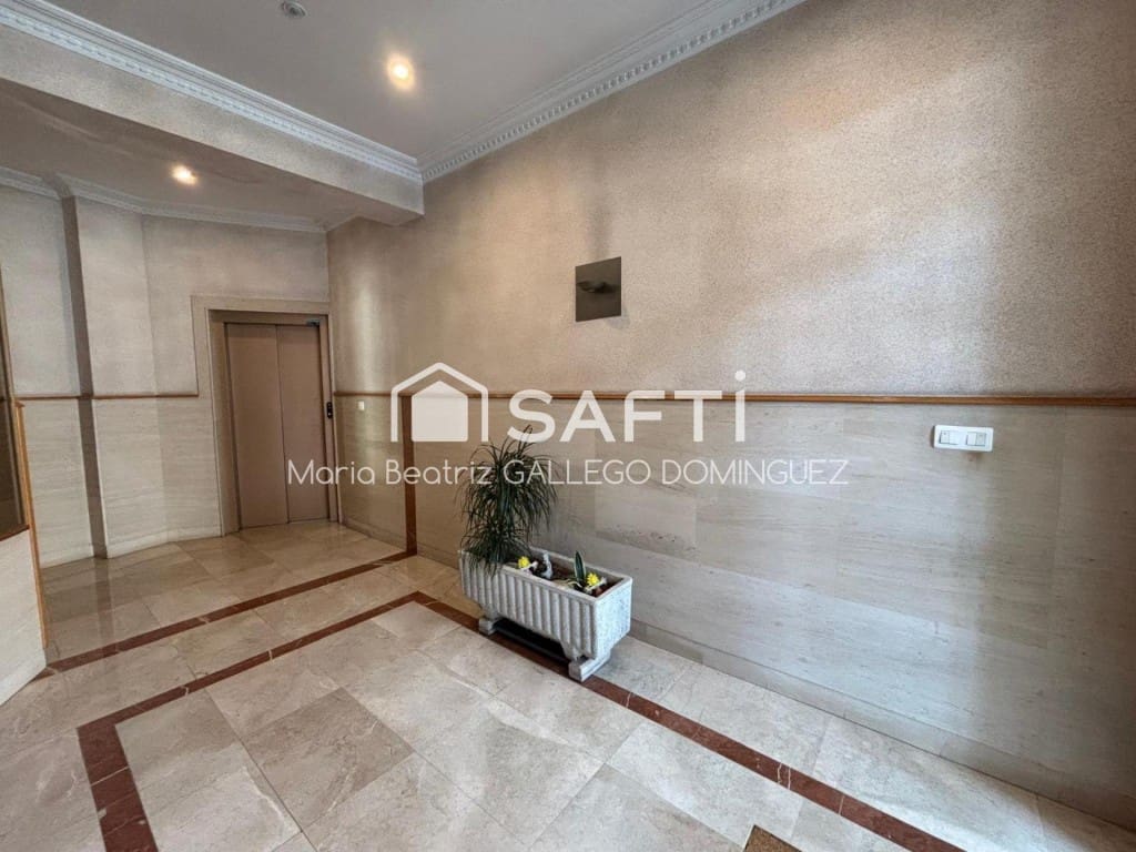 3 quarto Apartamento para venda em Vigo com garagem - 295 000 € (Ref: 9655891)