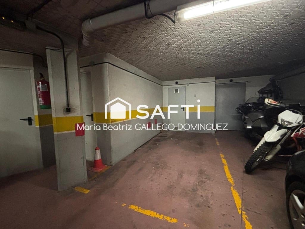 3 quarto Apartamento para venda em Vigo com garagem - 295 000 € (Ref: 9655891)