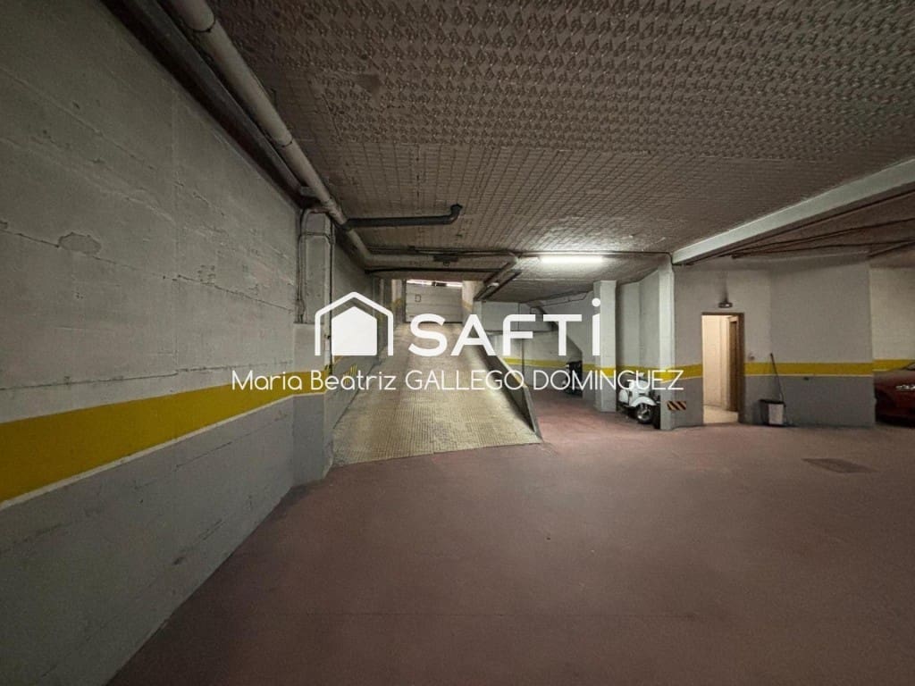 3 quarto Apartamento para venda em Vigo com garagem - 295 000 € (Ref: 9655891)