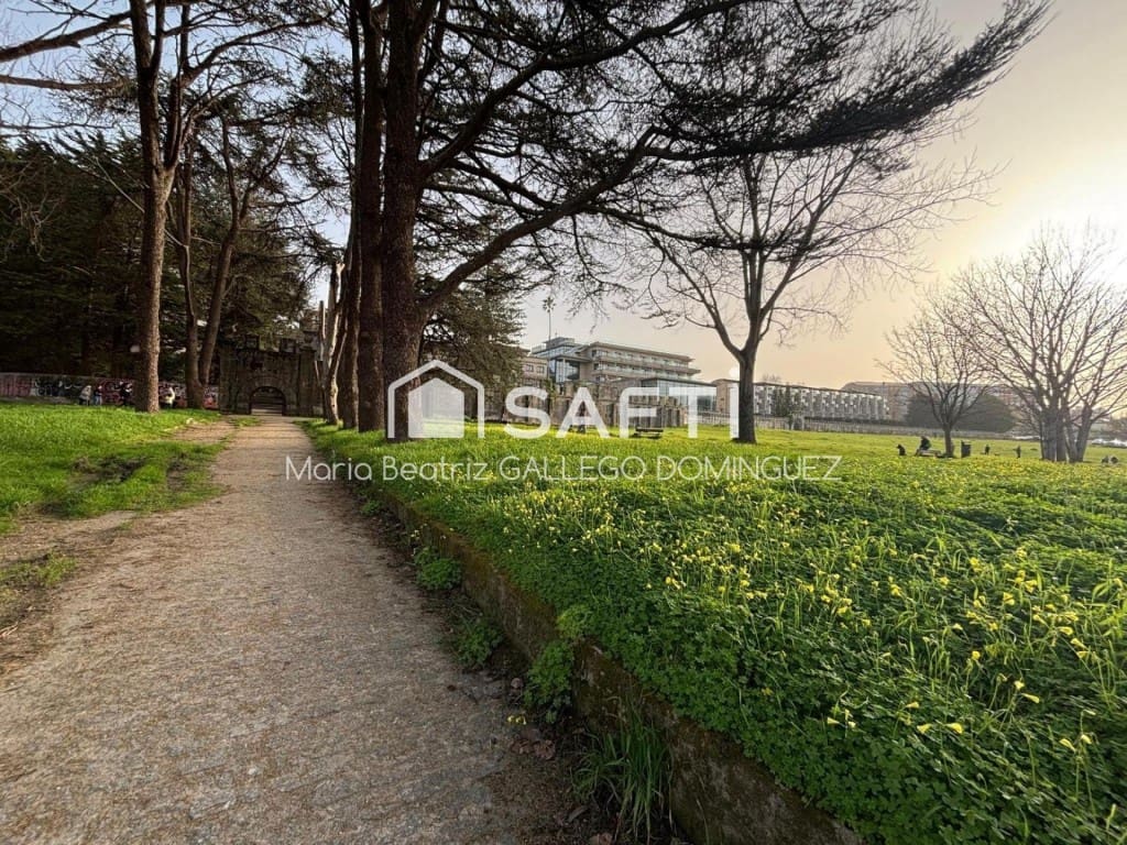 3 quarto Apartamento para venda em Vigo com garagem - 295 000 € (Ref: 9655891)