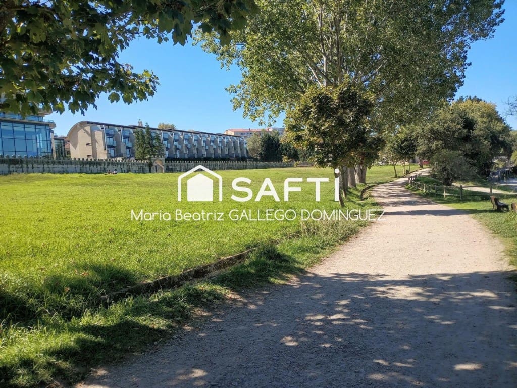 3 quarto Apartamento para venda em Vigo com garagem - 295 000 € (Ref: 9655891)