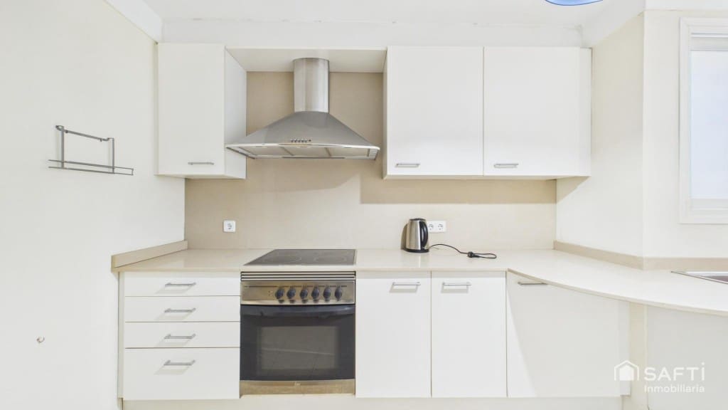 2 soverom Leilighet til leie i Palma de Mallorca - € 1 500 (Ref: 9655893)