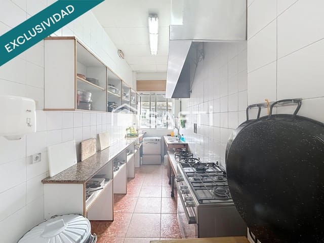 Kaupallinen myytävänä paikassa Santiago de Compostela - 195 000 € (Ref: 9655895)